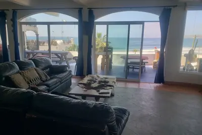 Image de 3 bedroom oceanfront villa - large terrace, pool, jacuzzi, fire pit, bbq & beach