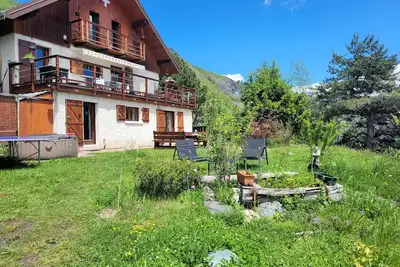 Image de Le Quartz : Appartement 65 m2, rez de jardin avec vue, au calme et tout confort