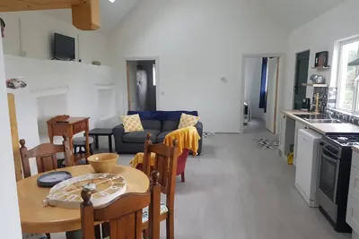 Image de Lavender Wild Atlantic Way 200 year old cottage all welcome
