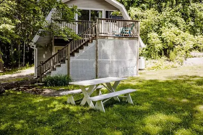 Image de BeachVibe Apartment Near Footbridge Beach