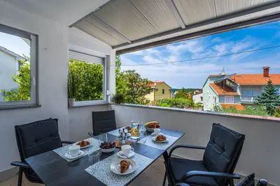 Image de Holiday apartment only 350m from the beach, village Pješčana uvala