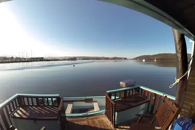 Image de Wooden Houseboat on the Knysna Lagoon, spacious & peaceful, with beautiful views