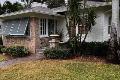 Image de Beautiful Bungalow By The Sea, where tranquility meets accessibility