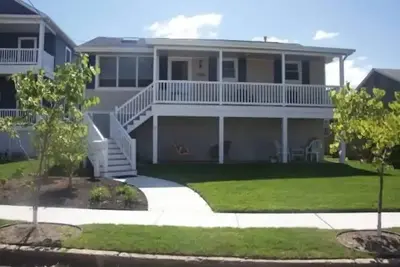 Image de 20% Discount  Fantastic Beach House! Book Now! Summer 2025  \nGoing Fast! \n\n\n\n\n\n