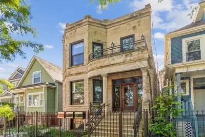 Image de Experience Chicago in Hip Logan Square