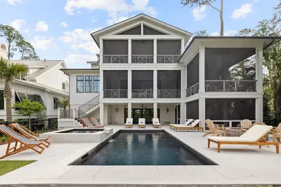 Image de Marshfront Home: Pool, Spa, Elevator, Gourmet Kitchen & More