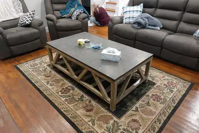 Image de Geneva on the Lake Hot Spot, 3 bedrooms/ w loft, 2 bath, sleeps 8-10. Huge deck.