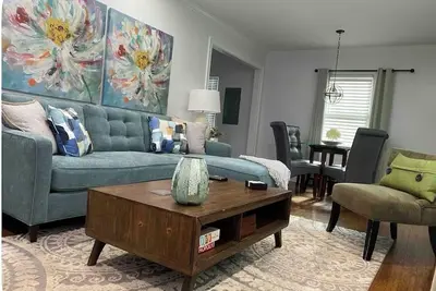 Image de Cozy 2br Near Marietta Square and Braves Stadium