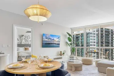 Image de Mvr - Wake Up to Brickell-s Best Views