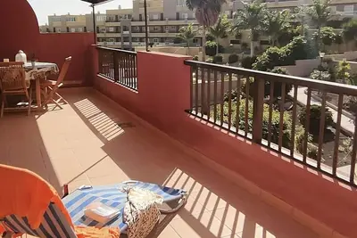 Cm 2 bd près de la mer