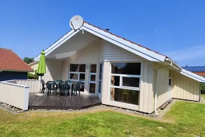 Image de 6 person child-friendly vacation home with sauna, whirlpool and wood-burning stove in Otterndorf
