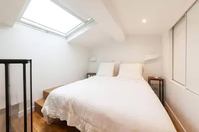 Image de Cosy and chic flat in Saint Germain