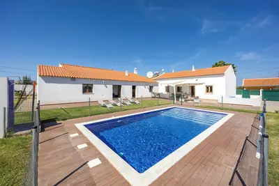 Image de Casa do Vale, Luxe Villa met Vele Extra's en Zeezicht