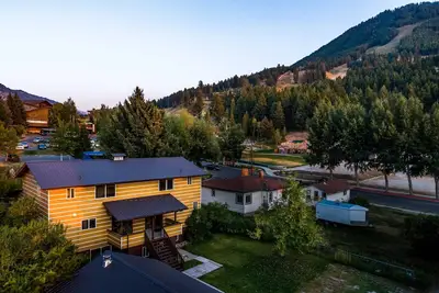 Image de Outpost: Vine Street 4 - Close to Snow King!