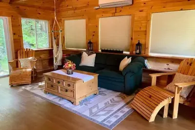 Image de Near Lake Winnipesaukee & Gunstock Mountain. \nSpacious 3 Bedroom, 2 Bath