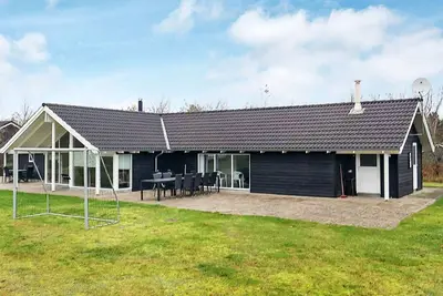 Image de Maison de vacances pour 14 a Højslev