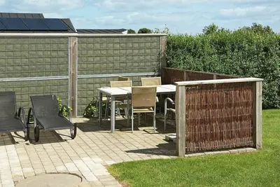 Image de Maison de vacances pour 6 a Hejls-By Traum