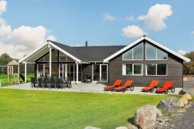Image de Villa luxe avec piscine près de la mer -- By Traum Ferienwohnungen