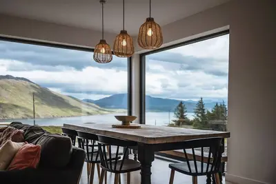 Image de Breathtaking Lake View Property on Nc500