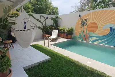 Image de Beautiful Home With Private Pool and 10 Minute Walk to Beach