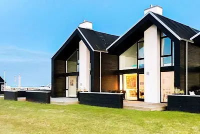 Image de Maison de vacances pour 8 a Hadsund-By Traum