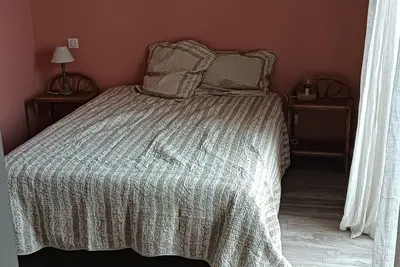 Image de Appartement se trouvant au premier étage d'une maison individuelle.