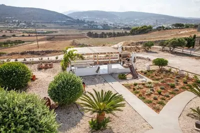 Image de Seaside Grand Villa, walk to a hidden local Beach