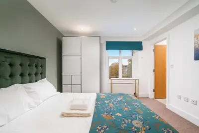 Image de Sleek & Stunning 3bd Flat - 12 mins to Greenwich!