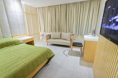 Image de Cityscape Charm: Etsu Studio in the Heart of Tacloban