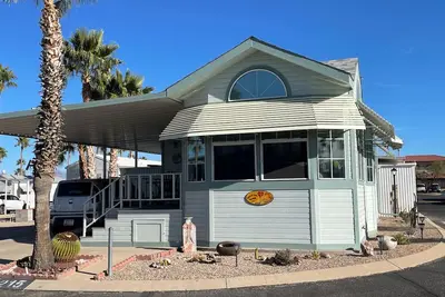 Image de Relax and Play at a Tucson Adult Community!