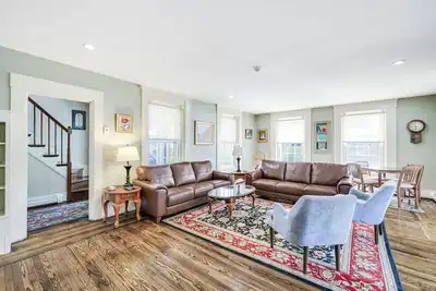 Image de Your Perfect Home-Away-From Home in the Heart of Provincetown.