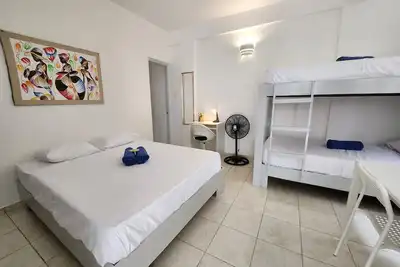 Image de #1 - Ishika-Appartement-Confort-Salle de bain privée séparée-Vue sur la cour