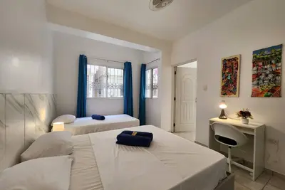 Image de #3 - Narayana-Appartement-Confort-Salle de bain privée séparée-Vue sur la cour