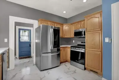 Image de Historical Dutch home downtown w/ Arcade Room!