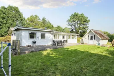 Image de Refuge tranquille avec spa and jardin-By Traum