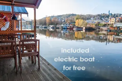 Image de Houseboat Franklin + electric boat, max. 6 person