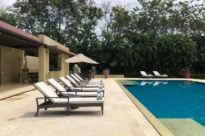 Image de Mesa de Yeguas Super Luxury Villa bring your Pet Bbq Gym Xxl Pool