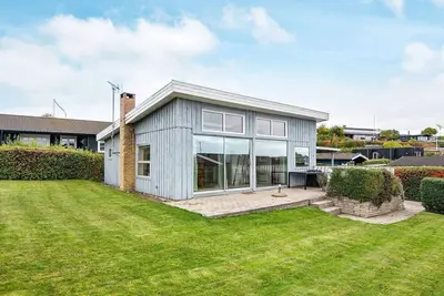 Image de Maison de vacances pour 4 a Rønde-By Traum