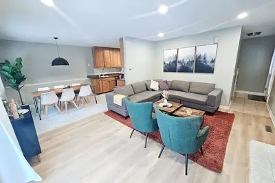 Image de Nostalgic Naperville Escape 3Br, 1. 5 Ba