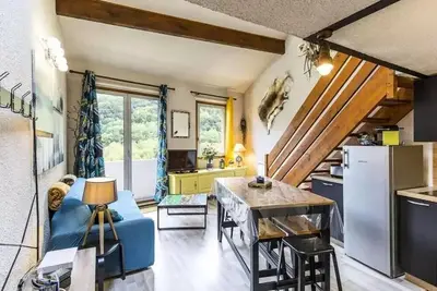 Image de Studio spacieux refait a neuf proche des thermes