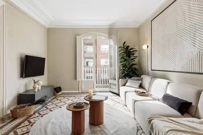 Image de Sardana - 3 bedrooms and office in Eixample Dreta