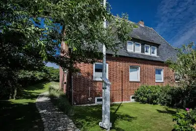 Image de Haushälfte im Raanwai