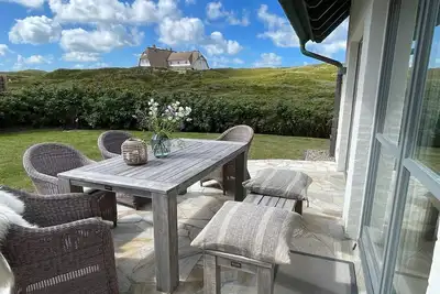 Image de Vom Schönsten Strand Deutschlands Trennt Sie nur Eine Düne! Sie Wohnen in Erster