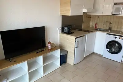 Image de Studio Cabine Climatisé pour 4 avec Parking, à 10 min de la Plage, Wifi et Animaux Acceptés