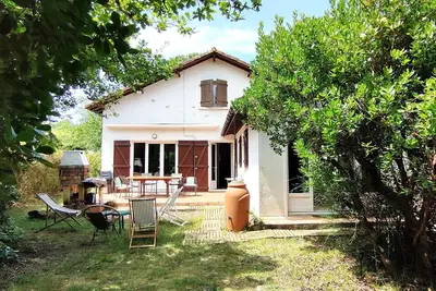 Image de Villa landaise à Petit-Piquey, proche commerces, accès Bassin d'Arcachon