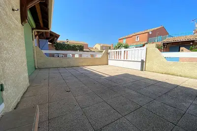 Image de Maison climatisée 3 pièces, 4 couchages, plage à 40m, parking, terrasse - Gruissan