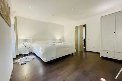 Image de Joy City Stay George Enescu 5