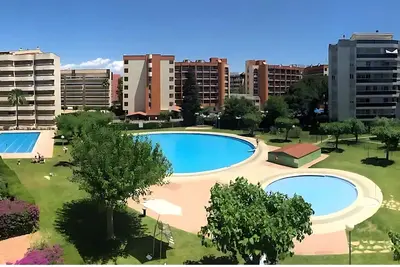 Image de 520 · Golden Coast Paradise