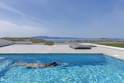 Image de Bh226 - C - Suite Naxos