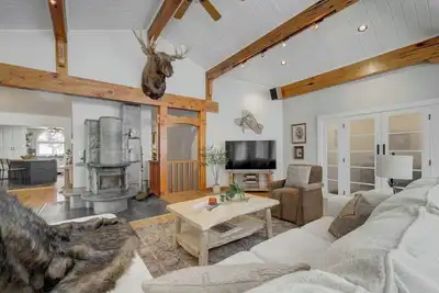 Image de Quinn Peaks Entire 30 Acre Property with a hot tub